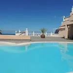 Lägenhet Magnificent Apt. With Sea View, Cliff & Marina