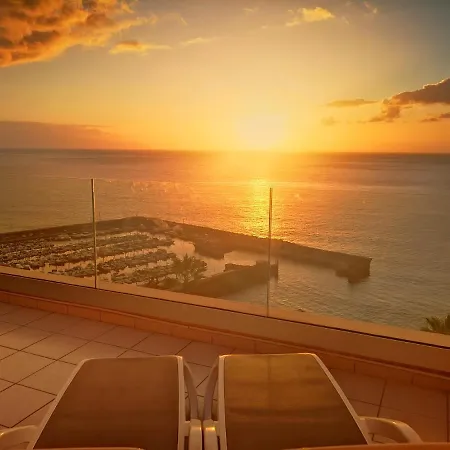 Magnificent Apt. With Sea View, Cliff & Marina Apartamento *