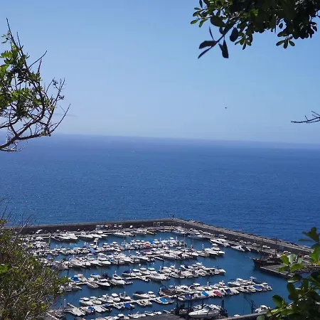 아파트 Magnificent Apt. With Sea View, Cliff & Marina *
