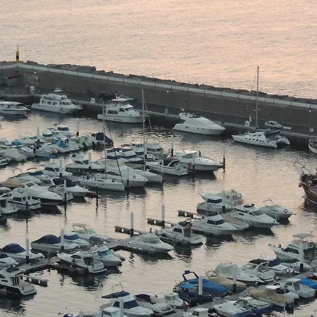 Magnificent Apt. With Sea View, Cliff & Marina * 산티아고 델 테데