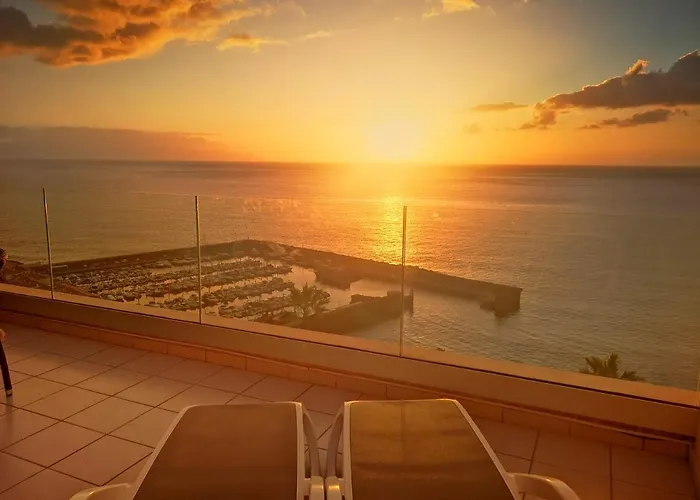 Magnificent Apt. With Sea View, Cliff & Marina Apartamento *